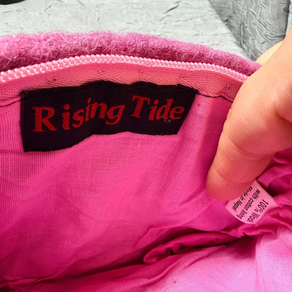 Rising Tide Pink Felted Wool Floral 8x5